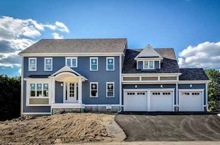 5 Rebeca Lane Holliston, MA 01746