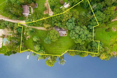 30 Lake Drive Thornville, OH 43076