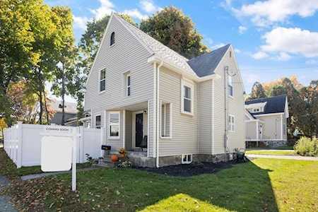 29 Waltham St Maynard, MA 01754