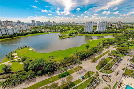 3675 N Country Club Dr #PH 4 Aventura, FL 33180