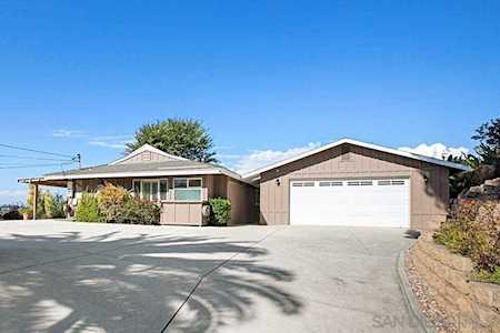 16235 Rostrata Hill Rd. Poway, CA 92064