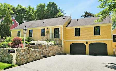 5 Ainsworth Winchester, MA 01890