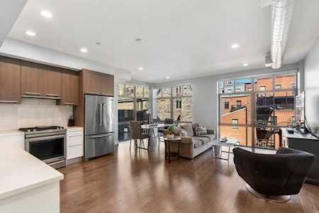 150 Dorchester Ave #410 Boston, MA 02127