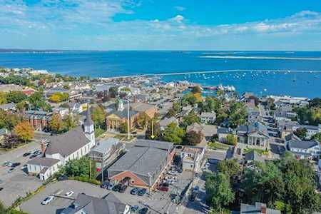 76 Court St #12 Plymouth, MA 02360