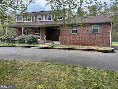 375 Holly Rd Marlton, NJ 08053