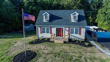 13 Darling Lane Sutton, MA 01590