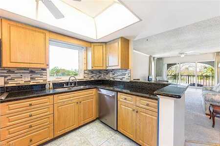 53 W High Point Cir #303 Naples, FL 34103