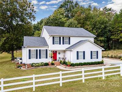 6910 Birdsong Ln Waxhaw, NC 28173