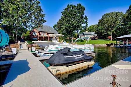 8133 Waterford Dr Stanley, NC 28164