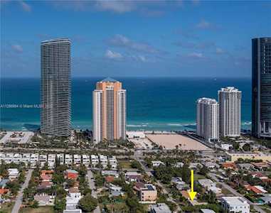 242 189th St Sunny Isles Beach, FL 33160