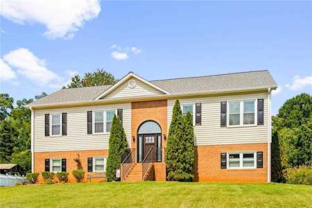 5175 Toucan Lane Kernersville, NC 27284