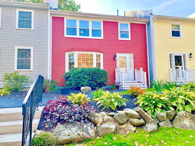 6 Boulder Brook Dr Exeter, NH 03833