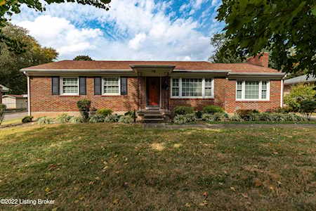 19 Hallsdale Dr Louisville, KY 40220