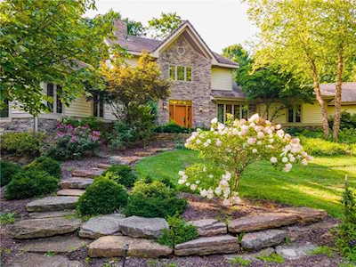 1966 Winding Brook Way Sugarcreek Township, OH 45385