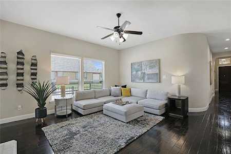 5245 Kentwood Drive Mckinney, TX 75070