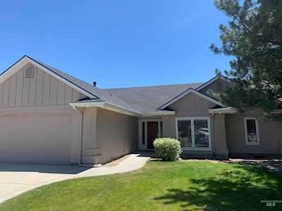 2765 E Ridgedale Pl Eagle, ID 83616