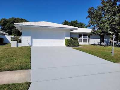1558 Pennwood CIRCLE N Clearwater, FL 33756