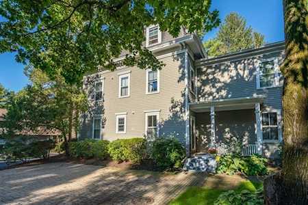 1175 Chestnut St #2 Newton, MA 02464