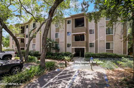 2328 Sadler RD Fernandina Beach, FL 32034