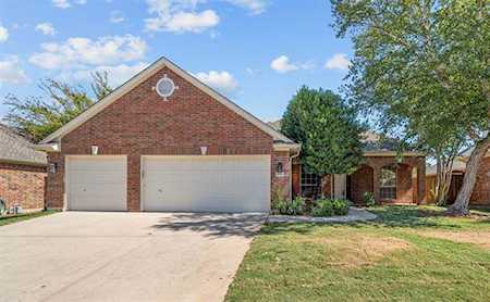 2004 Ledgestone Drive Corinth, TX 76210