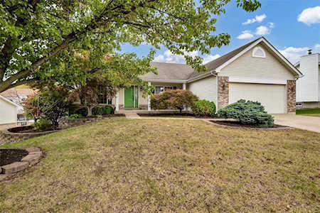 6 Pinehurst Ridge Ct O'fallon, MO 63366