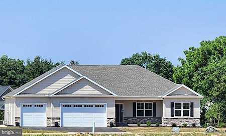 122 Kensington Place Mechanicsburg, PA 17050