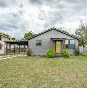 221 W Canton Street Palmer, TX 75152