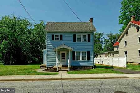 12 Lambert St Alloway, NJ 08001