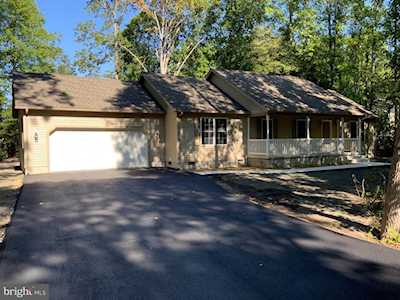 19 Falcon Crest Dr Harbeson, DE 19951