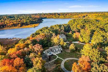 384 Chief Justice Cushing Hwy Scituate, MA 02066