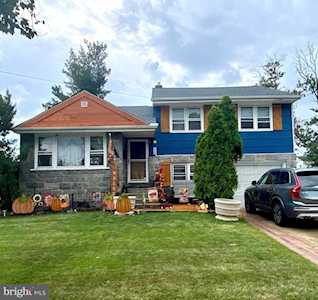 5324 Frosthoffer Ave Pennsauken, NJ 08109