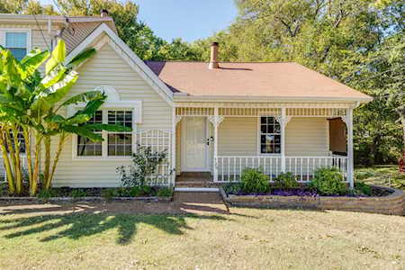 729 Lake Terrace Dr Nashville, TN 37217