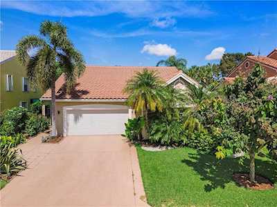3631 NW 71st St Coconut Creek, FL 33073