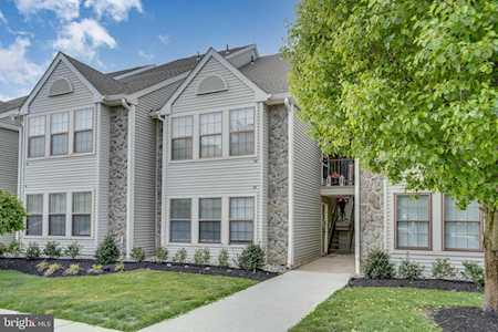 38 Bridgewater Dr Marlton, NJ 08053