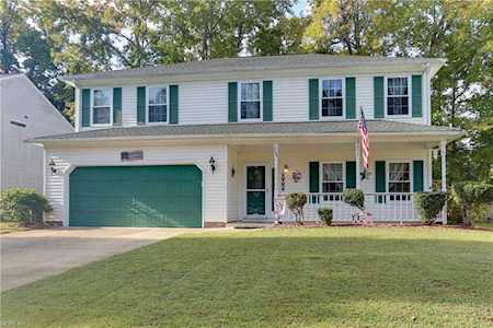 104 Hatcher Ct Yorktown, VA 23693