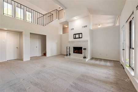323 Columbia Drive Rockwall, TX 75032