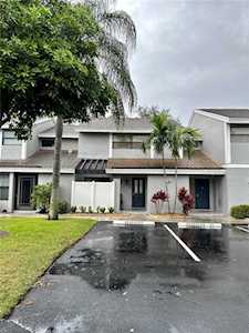 2653 NW 42nd Ave #1221E Coconut Creek, FL 33066