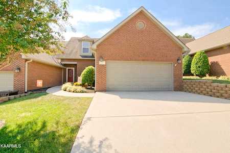 621 Meadow Walk Ln Lenoir City, TN 37772
