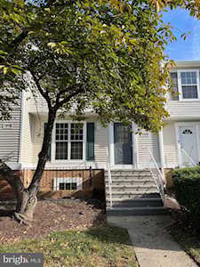 2821 Madeira Ct Woodbridge, VA 22192