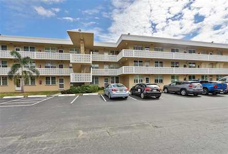 4915 Bay St NE #324 St. Petersburg, FL 33703