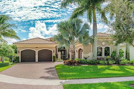 16929 Pierre Circle Delray Beach, FL 33446