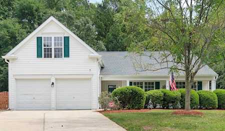 104 Walnut Hill Court Apex, NC 27502