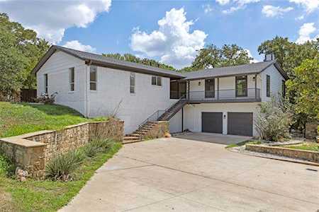 2404 Westwood Drive Arlington, TX 76012