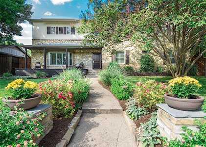 9623 Spring Branch Drive Dallas, TX 75238