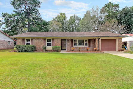 19 Montclair Ave Goose Creek, SC 29445