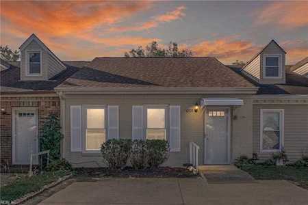 4205 Macarthur Rd Virginia Beach, VA 23453
