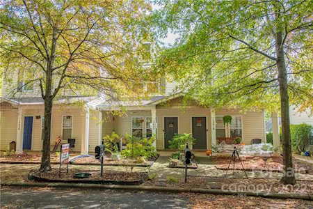 12422 Stone Garden Dr Huntersville, NC 28078
