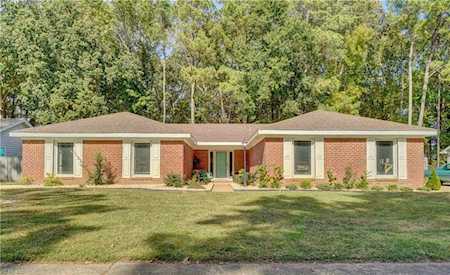 1836 Timberwood Ln Virginia Beach, VA 23454