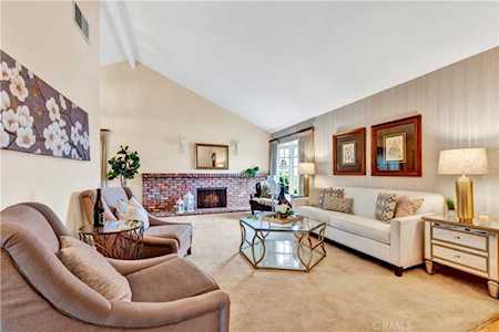 10450 La Ballena Circle Fountain Valley, CA 92708