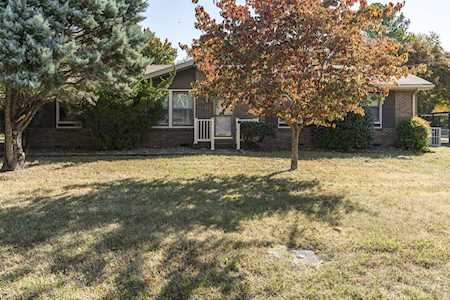 104 Lesa Dr Hendersonville, TN 37075